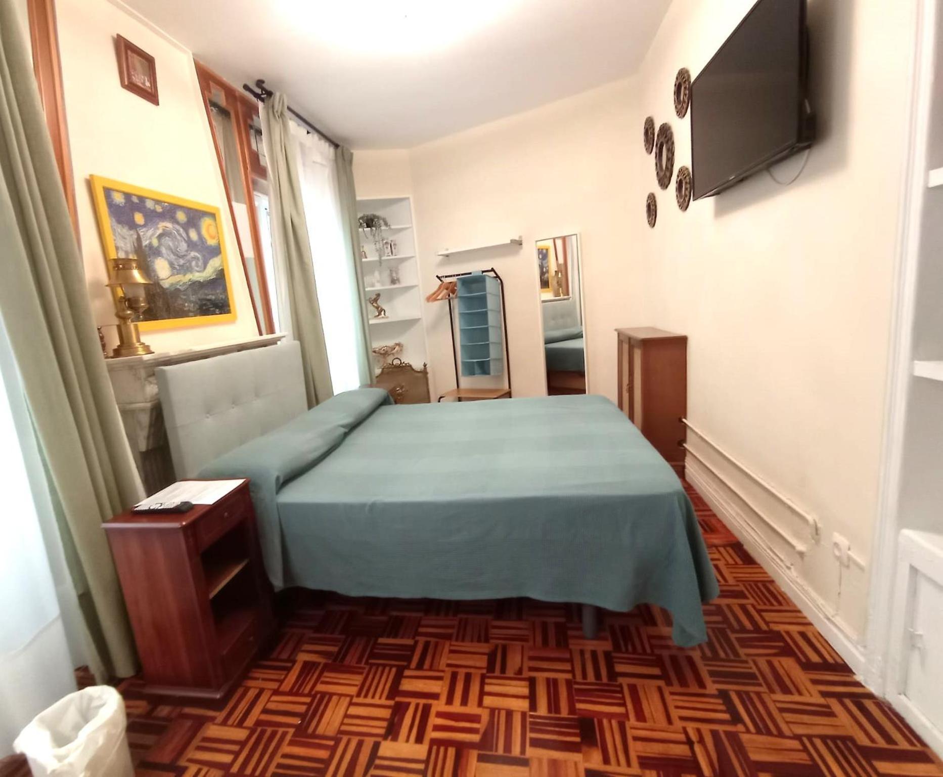 Rooms Luisa Мадрид Екстер'єр фото